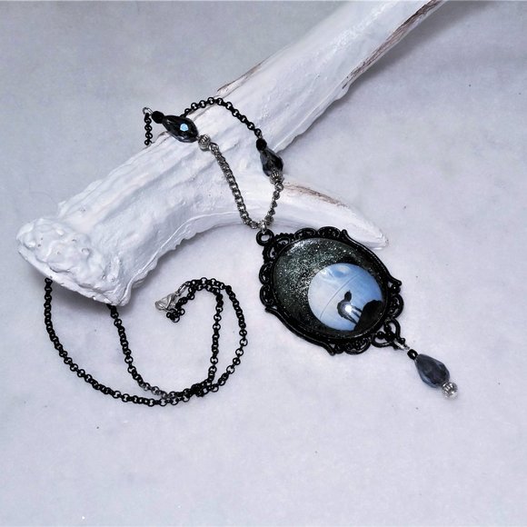 AT-AT on the moon necklace in silver and black. - Picture 5 of 6